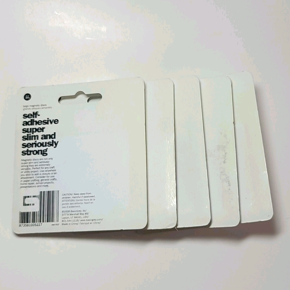 Basic Grey Large Magnets - 5 packs of 12 - Picture 2 of 3